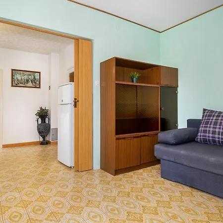 Branko Apartment Baska (Krk)